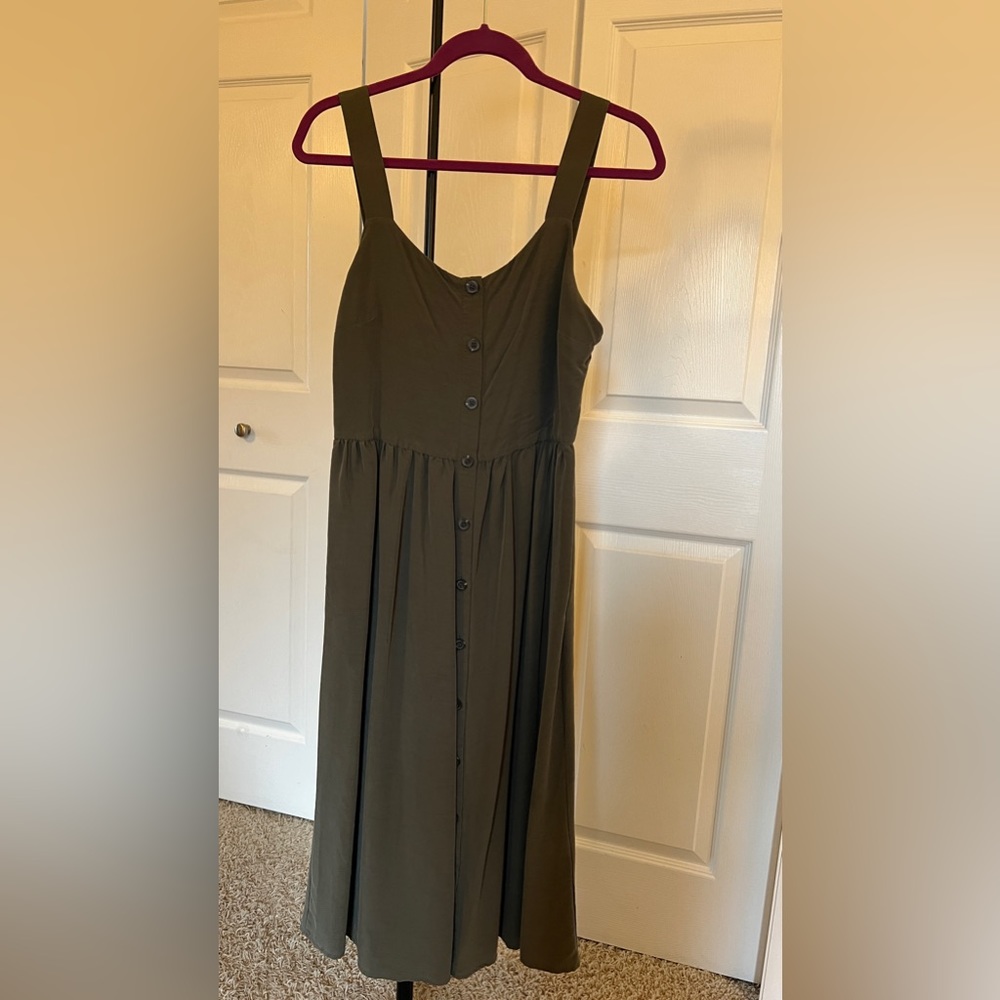 Rich green dress by Nicole Miller, size 6